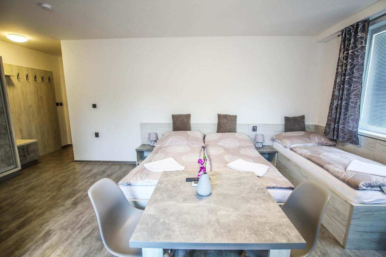 Hotel U Plaze Vranov nad Dyji Ngoại thất bức ảnh